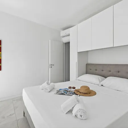 Apartament Emilia Sweet - With Balcony And Ac - Happy *